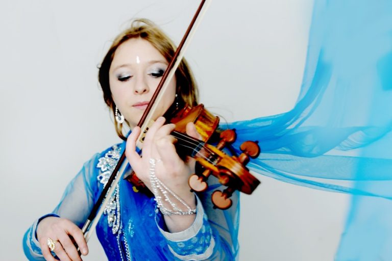 Amy Fields Violinist